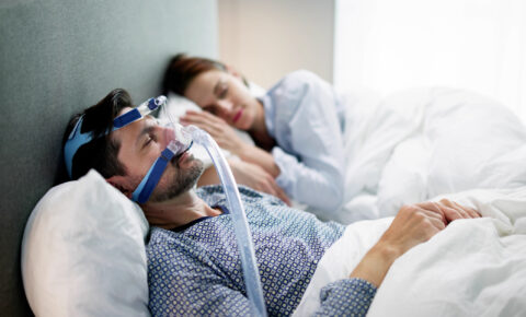 Tú, yo y la CPAP. Trastornos del sueño y dormir en pareja