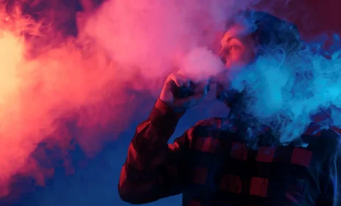 Vapear deja cicatriz, conoce el pulmón de palomitas de maíz