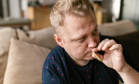 Tabaco y apnea del sueño. Fumar empeora la respiración nocturna y afecta al tratamiento